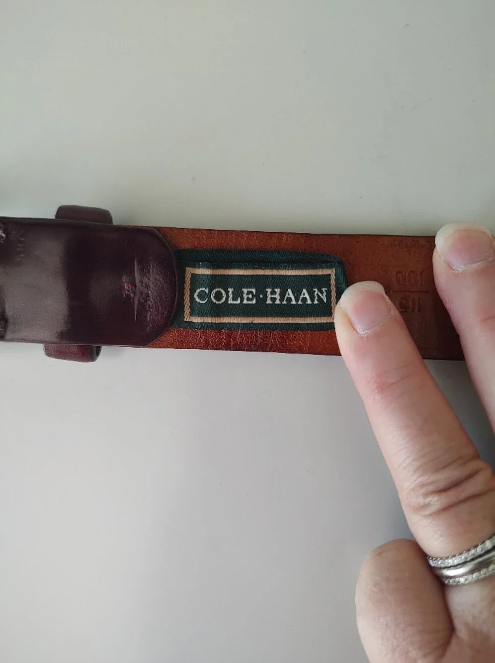 Cole Haan Men's Genuine Leather Belt Reddish Brown 40